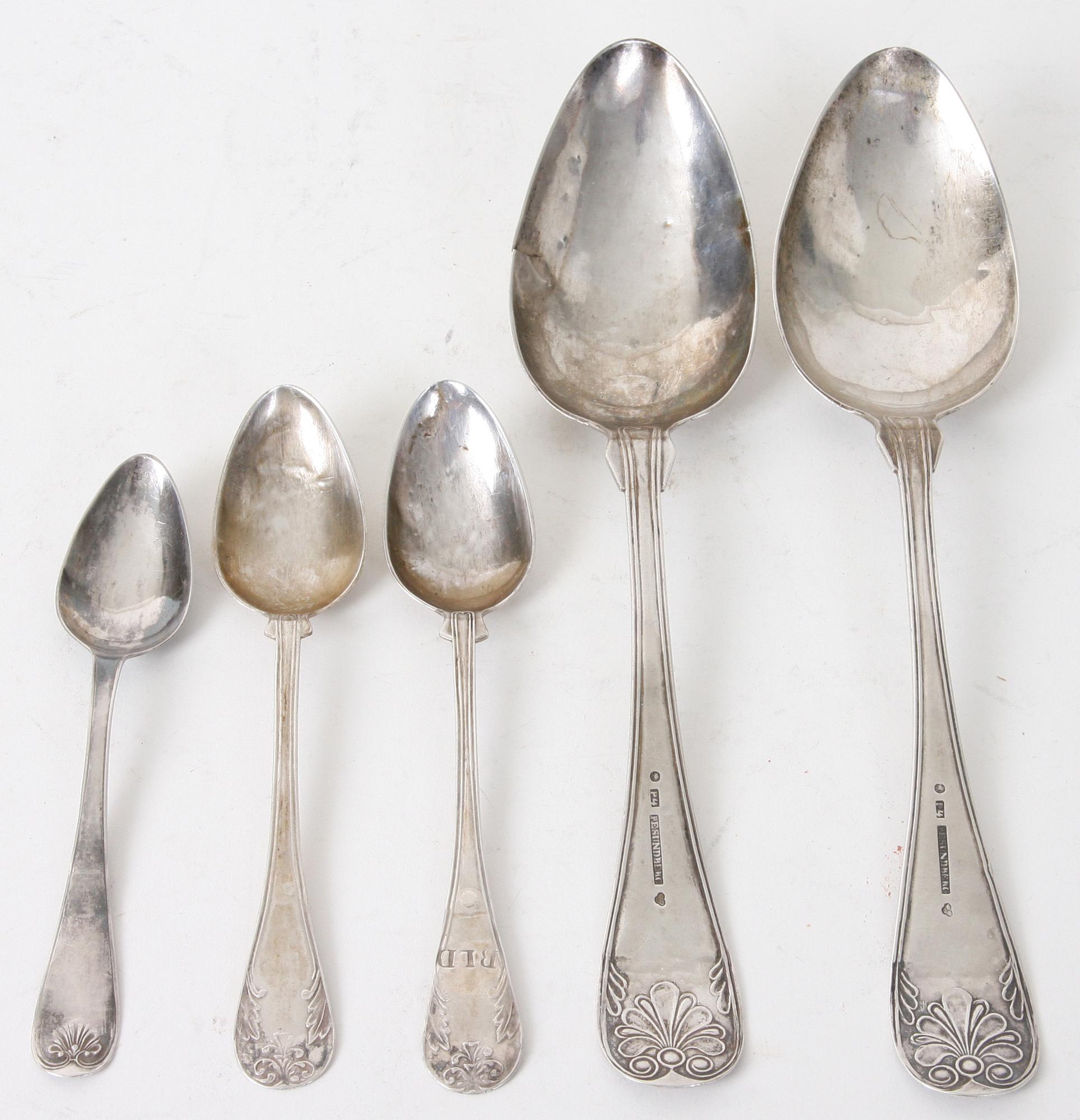 SKEDAR, 5 st, silver, senempire/senempirestil, 1800-tal, delvis stämplade "P E SUNDBERG", vikt ca 85g.