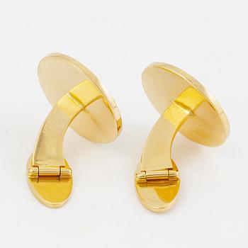 W.A. Bolin a pair of cufflinks 18K gold.