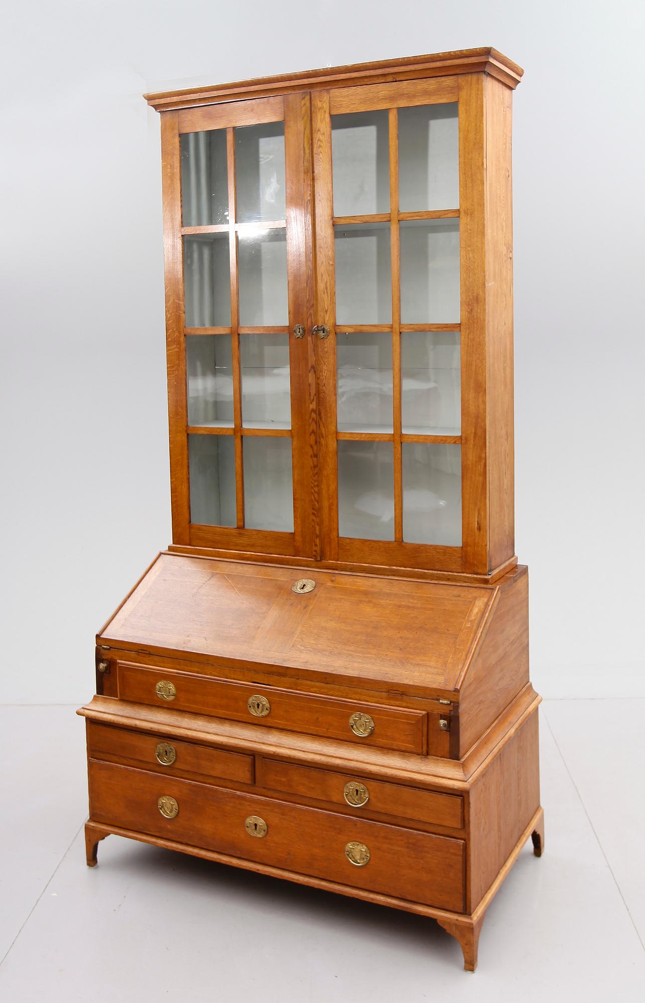 SNEDKLAFFSKÅP, 1800-talets första hälft.