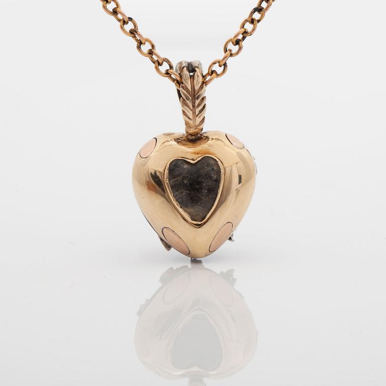 KEDJA och HÄNGE med blå emalj, rubin samt gammalslipade diamanter. 1860-tal.
