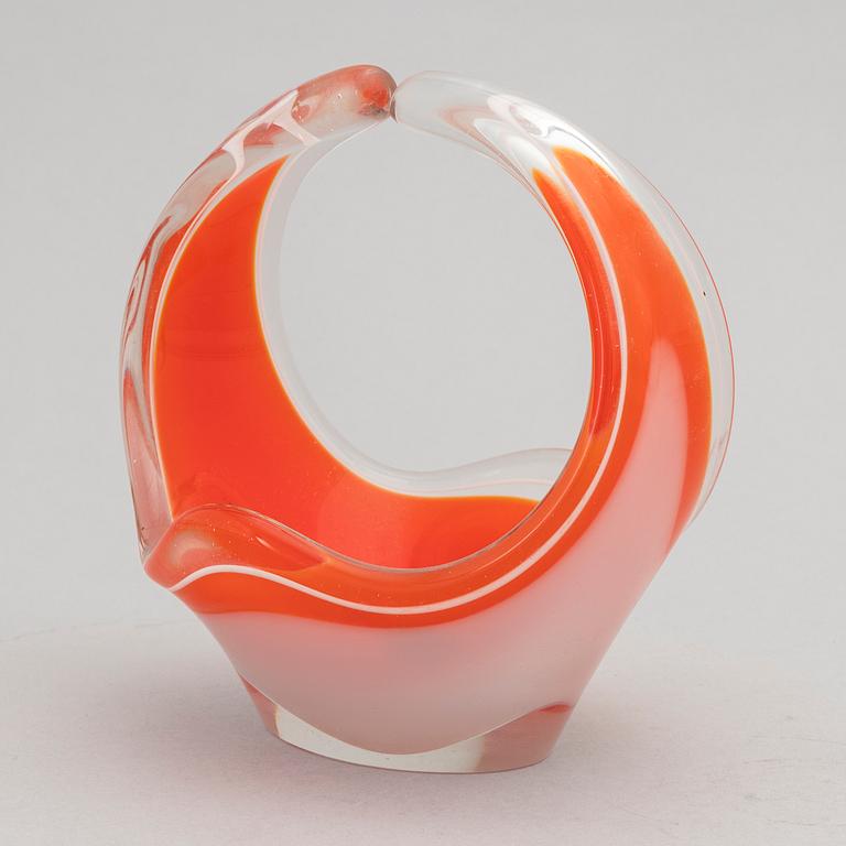 Paul Kedelv, vaser/skulpturer, 4 st, glas. Flygsfors Glasbruk.