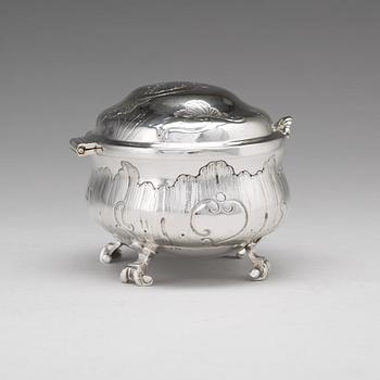 A German 18th century silver Rococo sugar-casket, mark of Johann Gottfried Hildebrandt, Berlin ca 1740-60 (1743-1778).