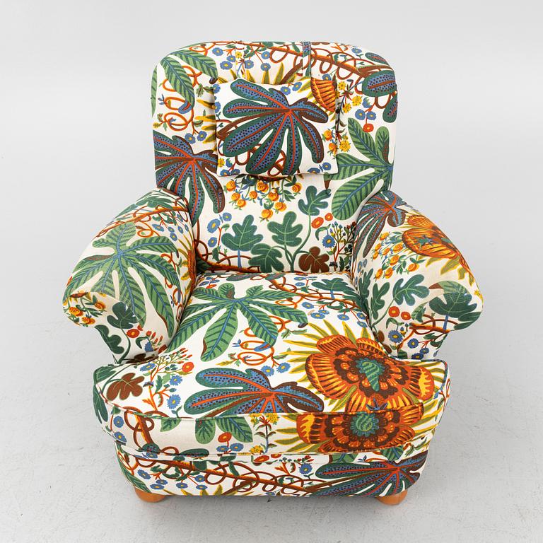 Josef Frank, fåtölj med fotpall, modell 336, Firma Svenskt Tenn.