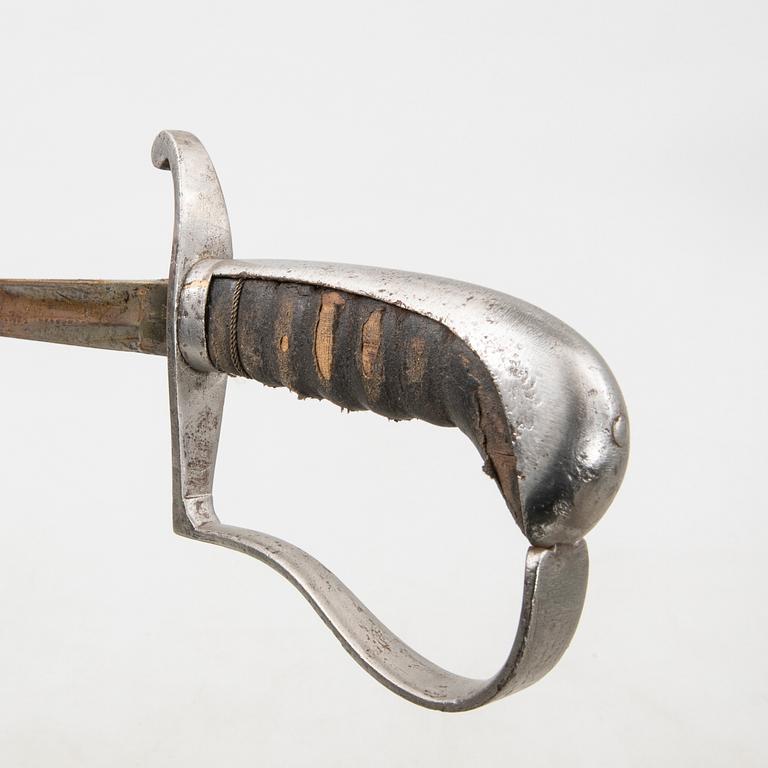 Sabel, tysk, 1800-talets slut, med balja.