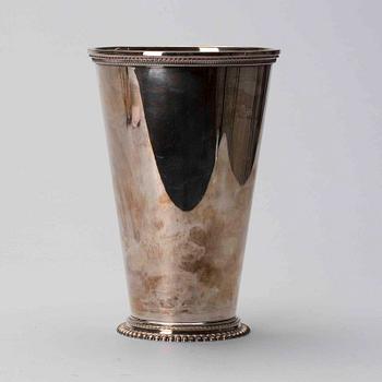 BÄGARE, silver, C.G. Hallberg, Stockholm 1953.
