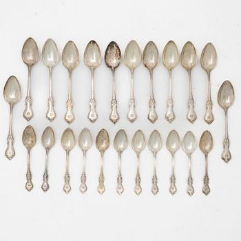 Skedar, 23 st, silver, "Olga", CG Hallberg, Stockholm 1910.