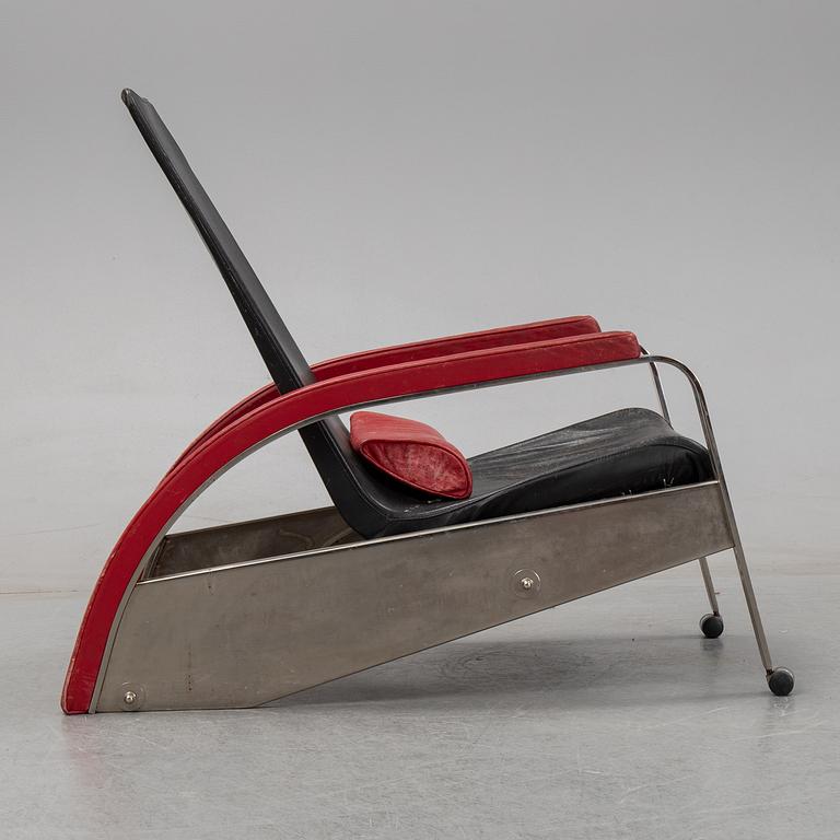 Jean Prouvé, a 'Grand Repos' recliner, Tecta, 1980's.