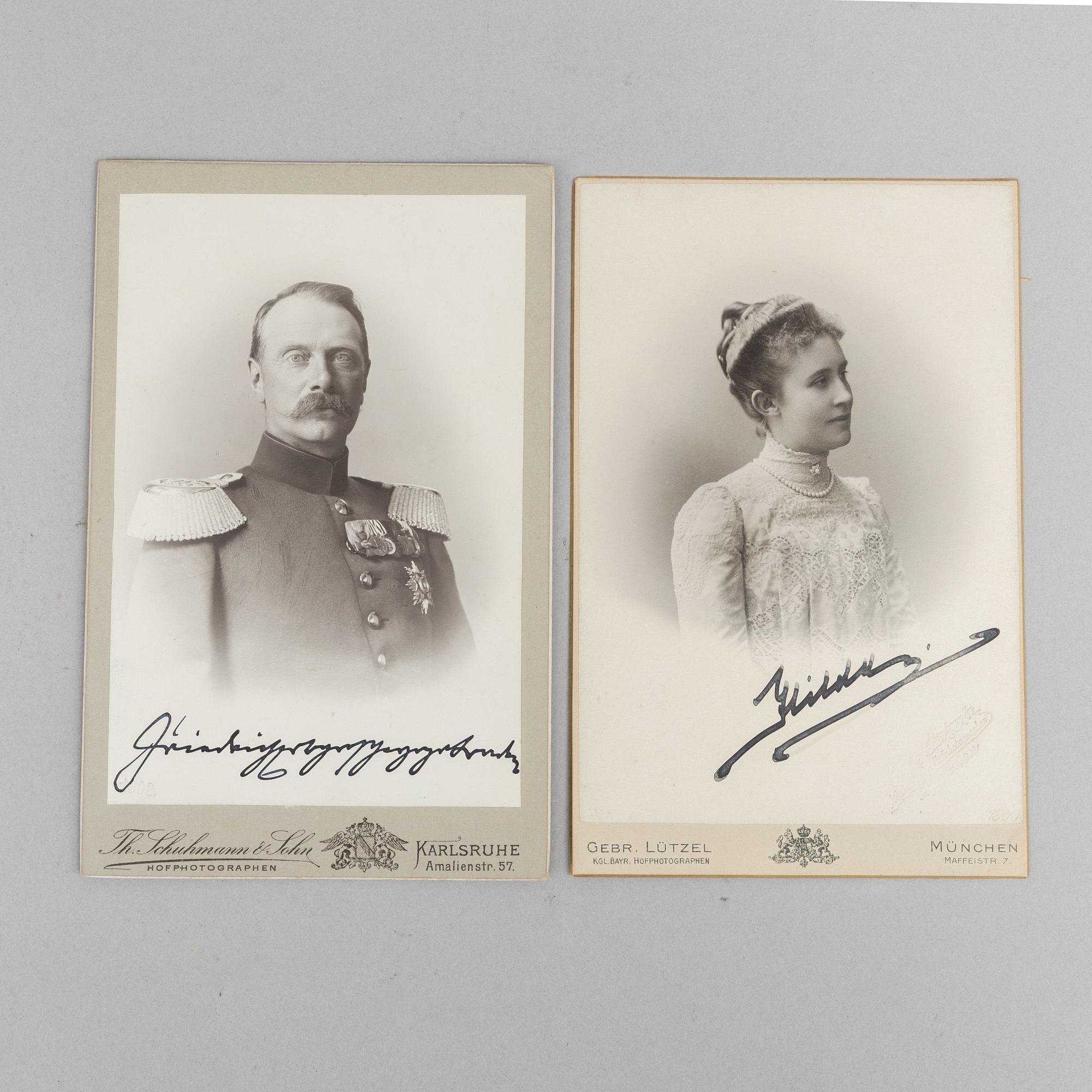 Tyska kungliga fotografier, 2st, egenhändigt signerade Fredrik II av Baden och Hilda av Nassau.