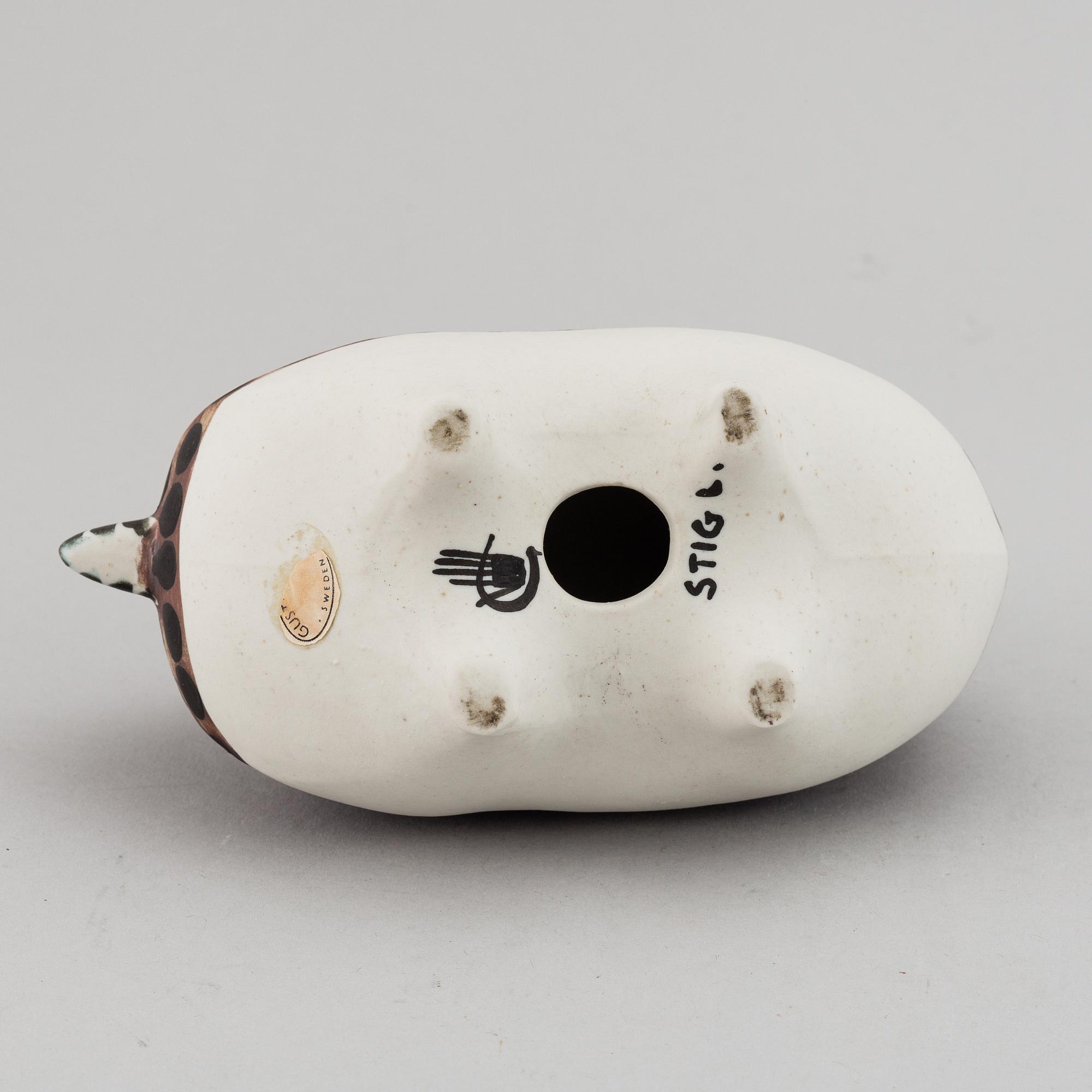 STIG LINDBERG, figurin, stengods, Gustavsbergs studio.