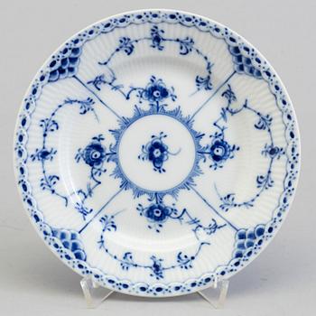 A COFFEE-SERVICE, 19 parts (12+6+1), porcelain, Royal Copenhagen, Denmark.