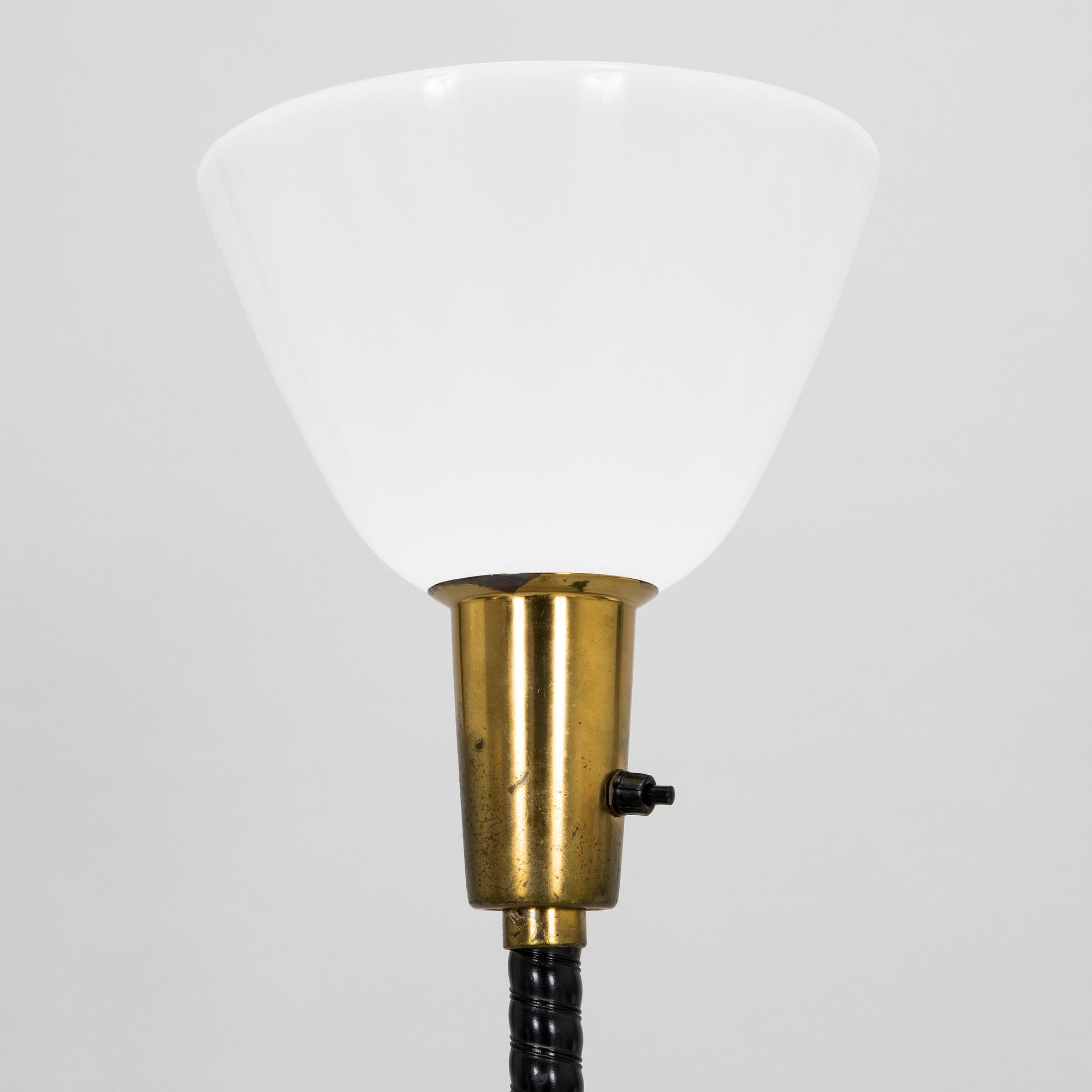 Lisa Johansson-Pape, golvlampa, Stockmann Orno 1900-talets mitt.