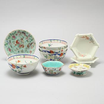 Nine porcelain items from China, made around year 1900 and 20th century.