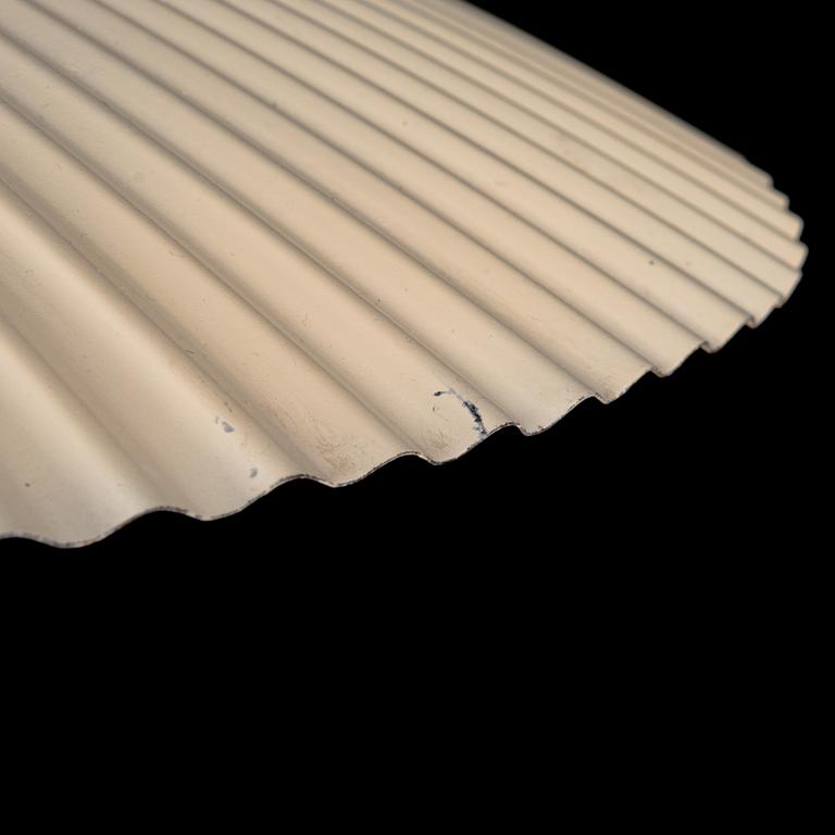 Paavo Tynell, a 1940 '2090' pendant light for Taito.