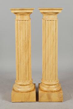 PIEDESTALER, 1 par, sent 1900-tal.