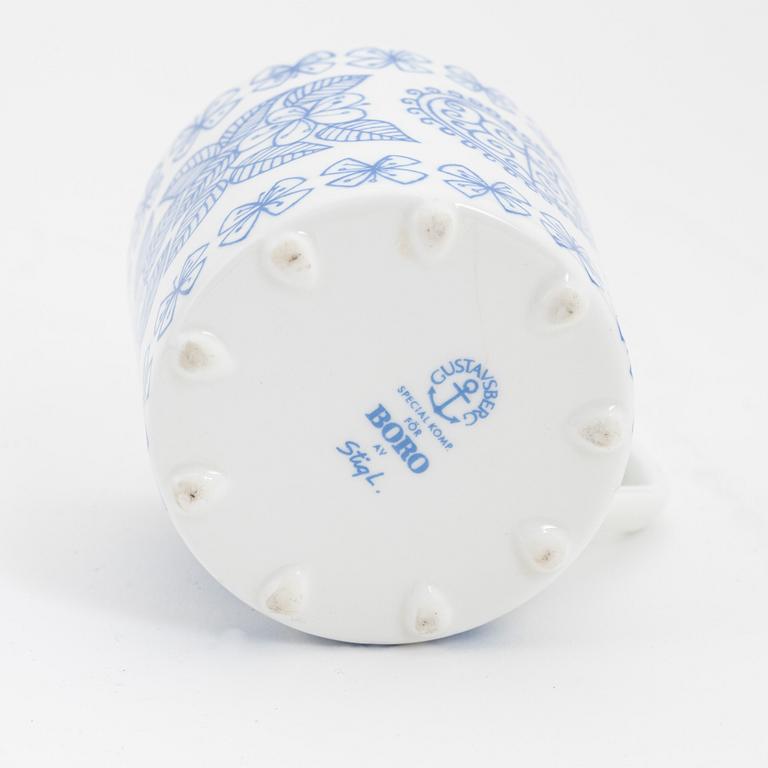 Stig Lindberg, a 24 piece porcelain coffee set, 'Boro', Gustavsberg.