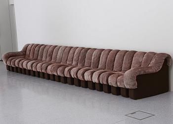 Ueli Berger, Eleanora Peduzzi-Riva och Heinz Ulrich, a "DS-600" "Non-Stop" sofa for De Sede, Switzerland, 1970's.