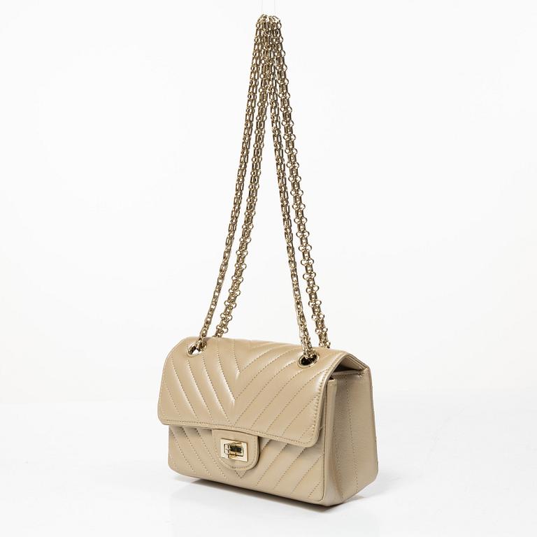 Chanel, Bag, "Small 2.55 Reissue Flap Bag", 2023.