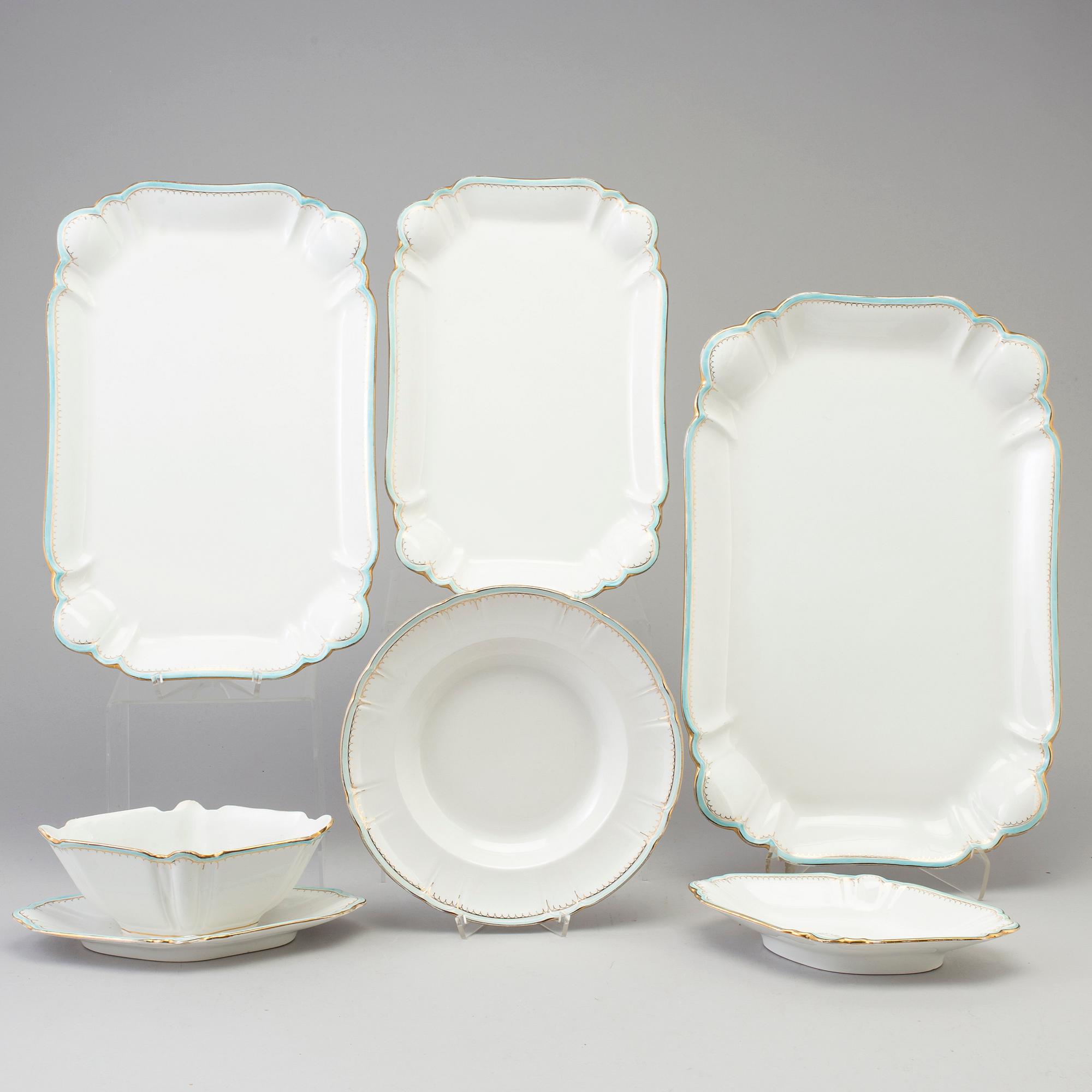 MATSERVIS, "Opak", Gustavsberg, 105 delar, flintgods, tillverkad 1895-1930.