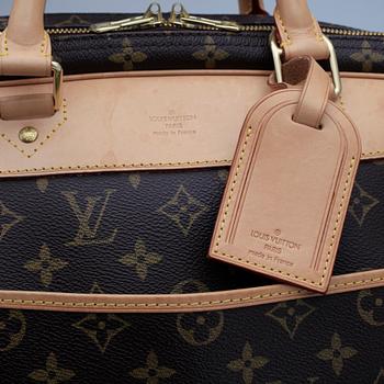 LOUIS VUITTON, a Monogram canvas "Alizé 24 heures" weekend bag.