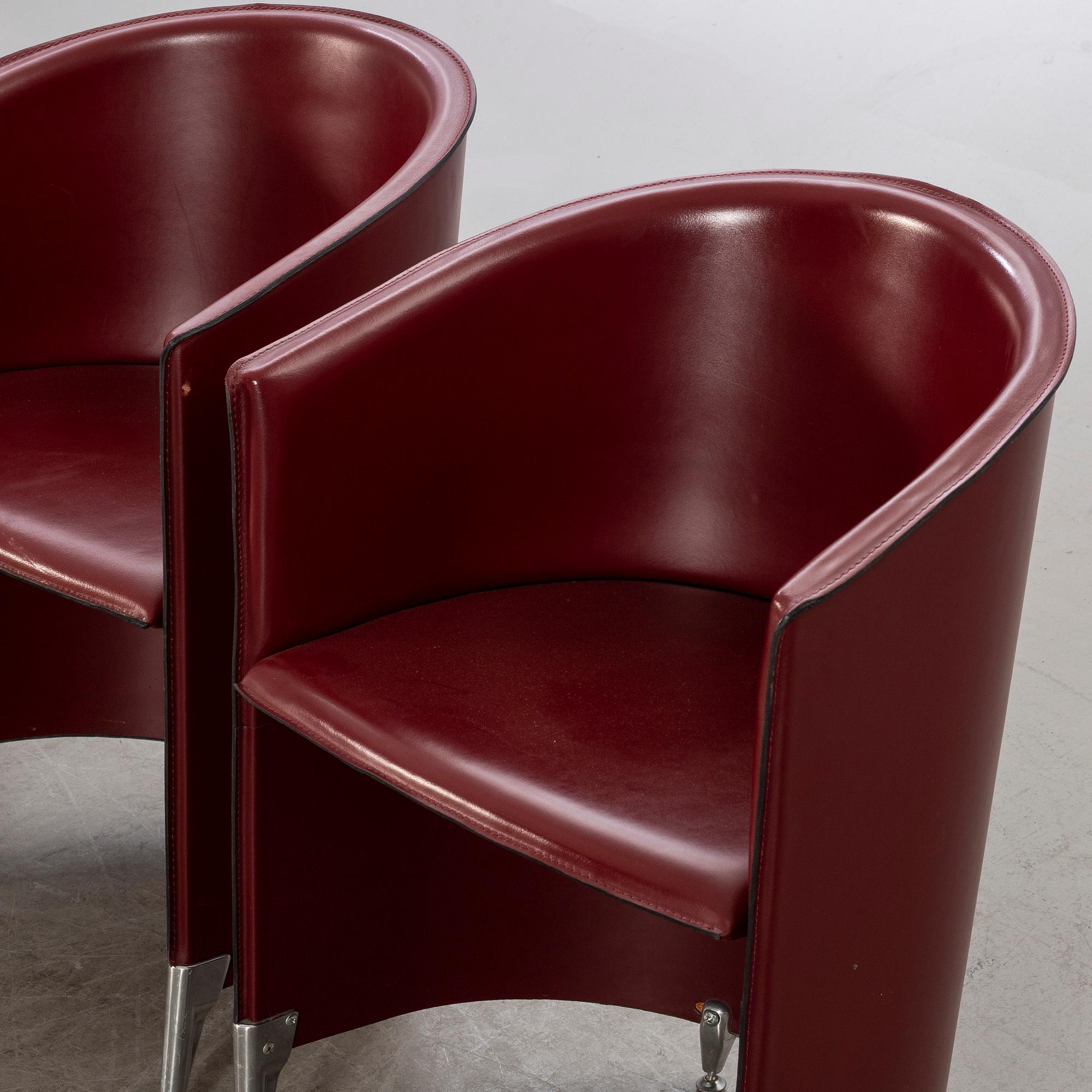 A pair of late 20th century armchairs.