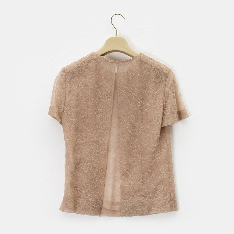 Chloé, a lace silk blouse, size 34.
