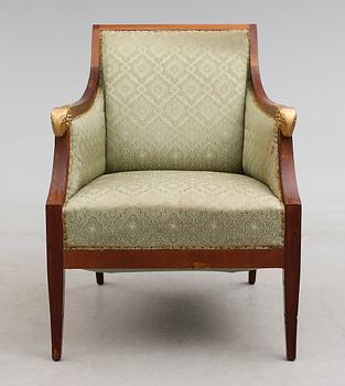 FÅTÖLJ, empirestil, 1900-talets första hälft.