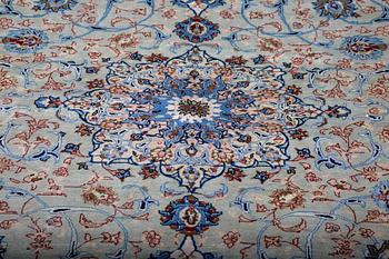A CARPET, Kashan 450 x 315 cm.