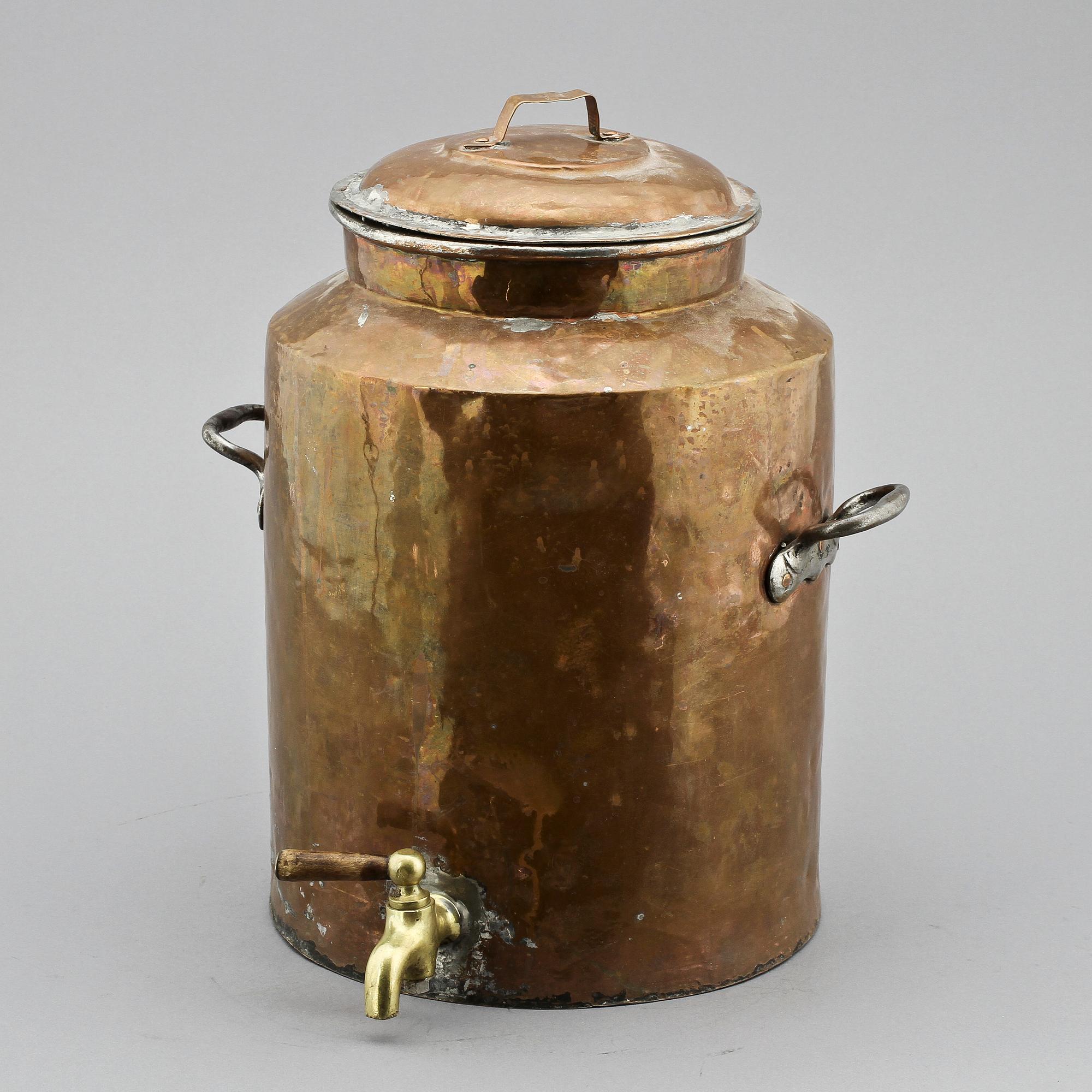 VATTENCISTERN, koppar, 1800-tal.