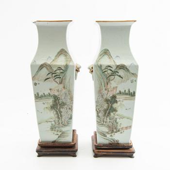 Vases 1 pair China late 19th century porcelain.