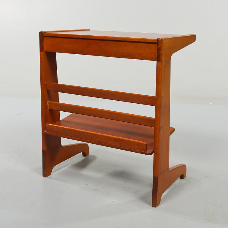 SÄNGBORD, David Rosén, A/B Nordiska Kompaniet, 1900-talets andra hälft.