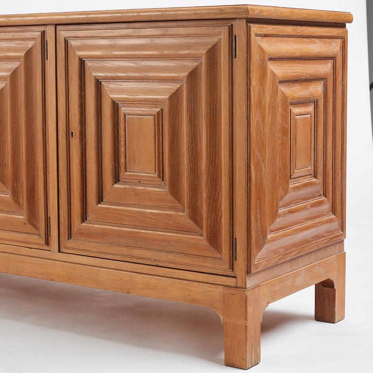 Oscar Nilsson, tillskrivet, sideboard, Sverige 1940-tal.