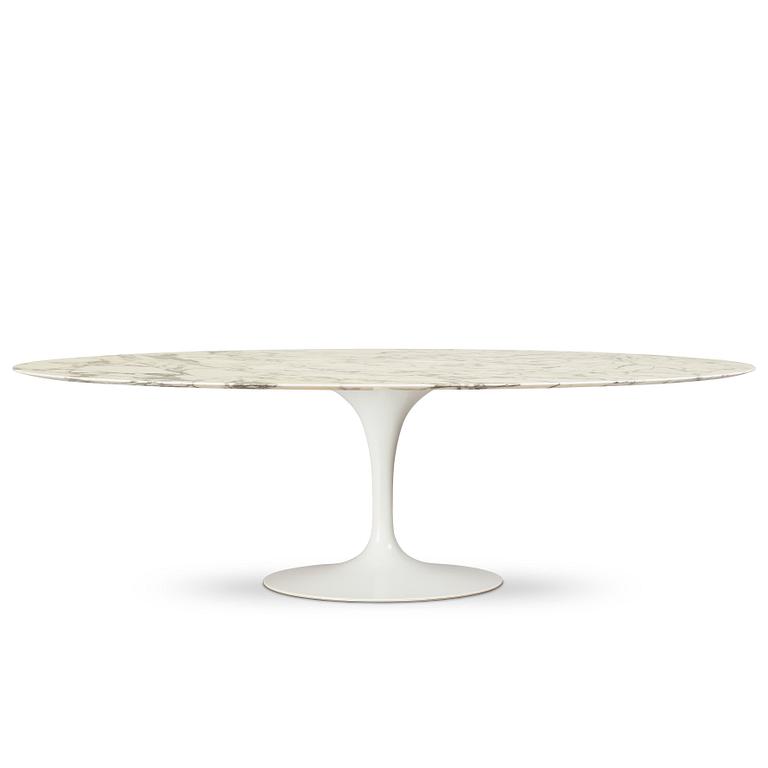 Eero Saarinen, a 'Tulip', dining table, Knoll International, 2015.