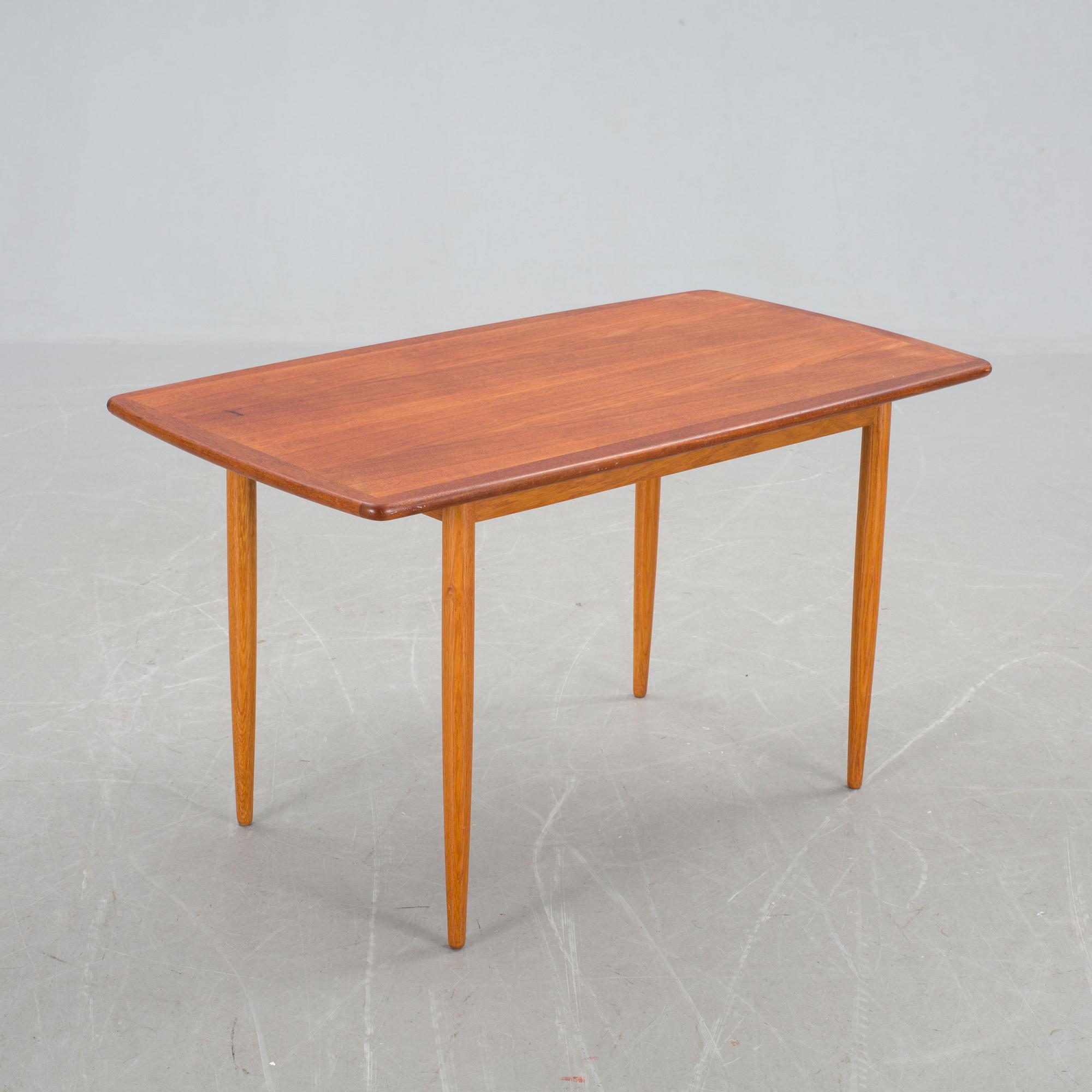 SOFFBORD, teak. A-B Lamhults möbler, 1900-talets mitt.