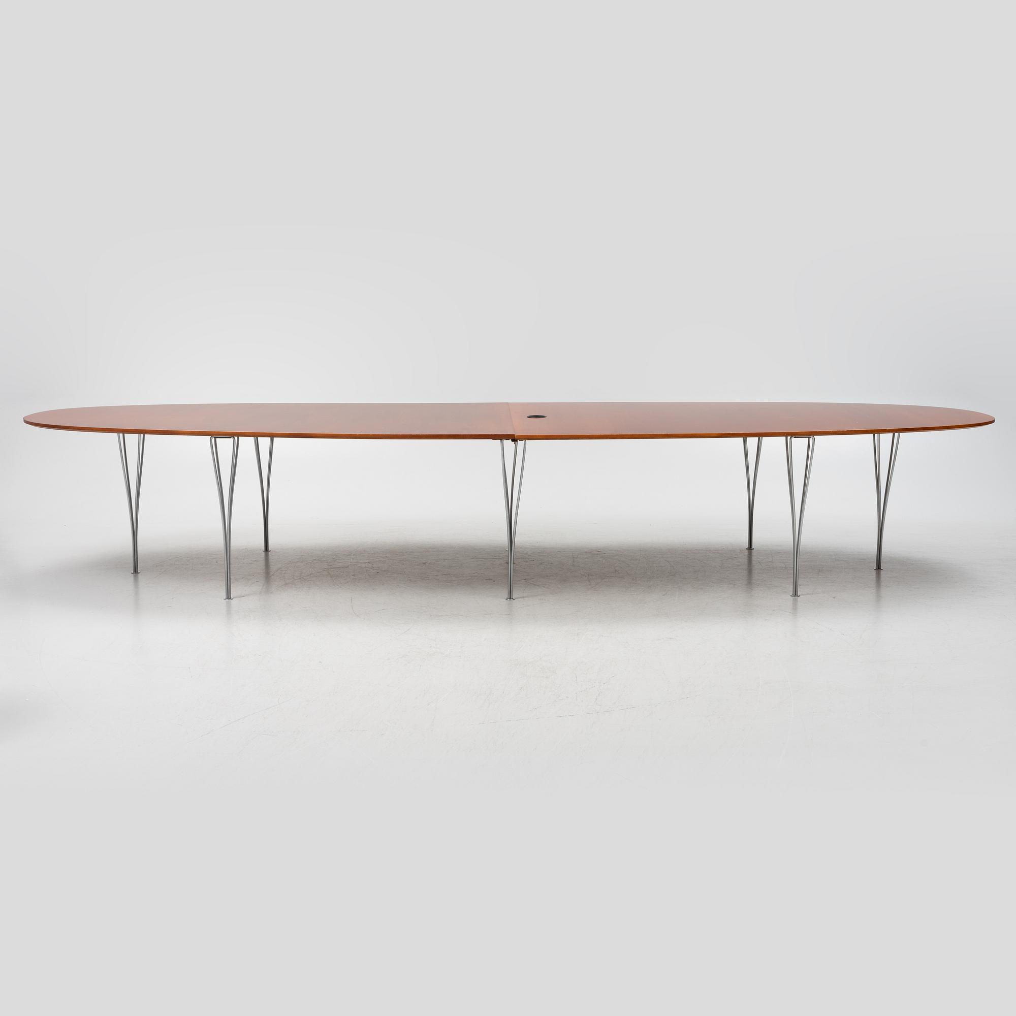 Bruno Mathsson & Piet Hein, bord, "Superellips", Fritz Hansen, Danmark, 1988.