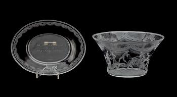 SIMON GATE, skål med underfat, "Slöjdansen", Orrefors 1926.