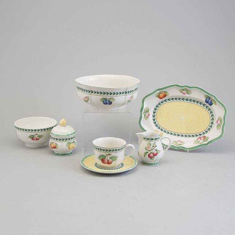 A porcelian table ware set of 26 pcs by Villeroy & Boch, "French Garden" late 20th century/21th century.