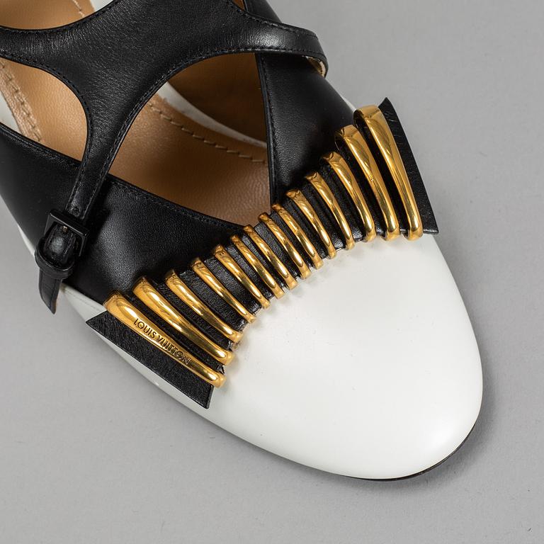 LOUIS VUITTON, high heels sandals, size 39.