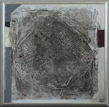 Ahti Lavonen, "SILVER DIAGONAL SQUARE".