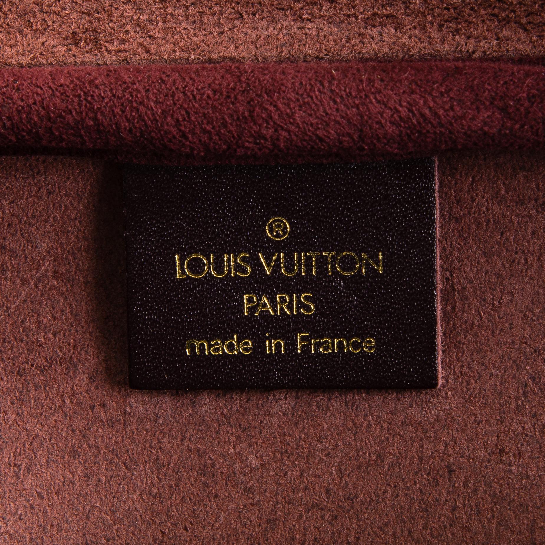 Louis Vuitton, "Taiga Kendall PM", väska.