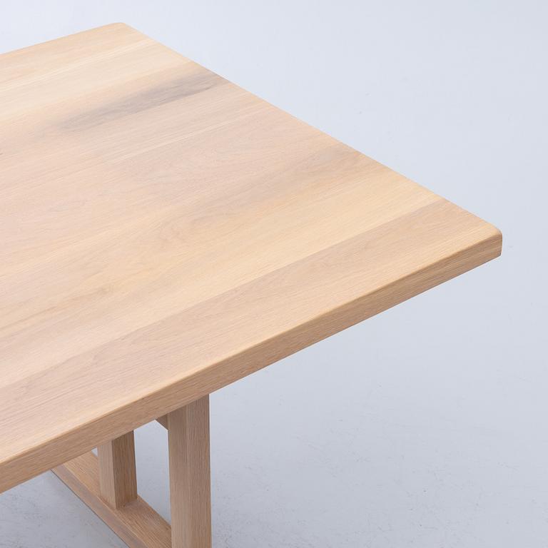 Dining table, “Gent”, Walles & Walles.