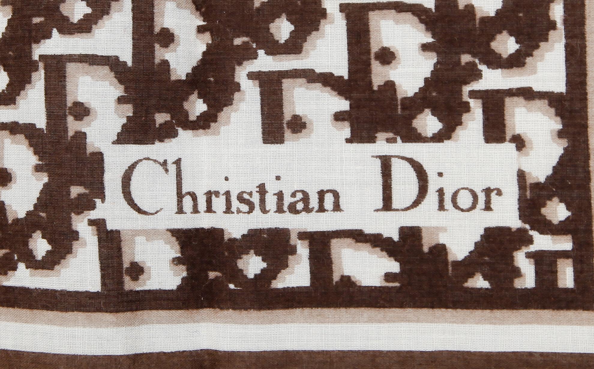 SCARVES, 3 st, Christian Dior.
