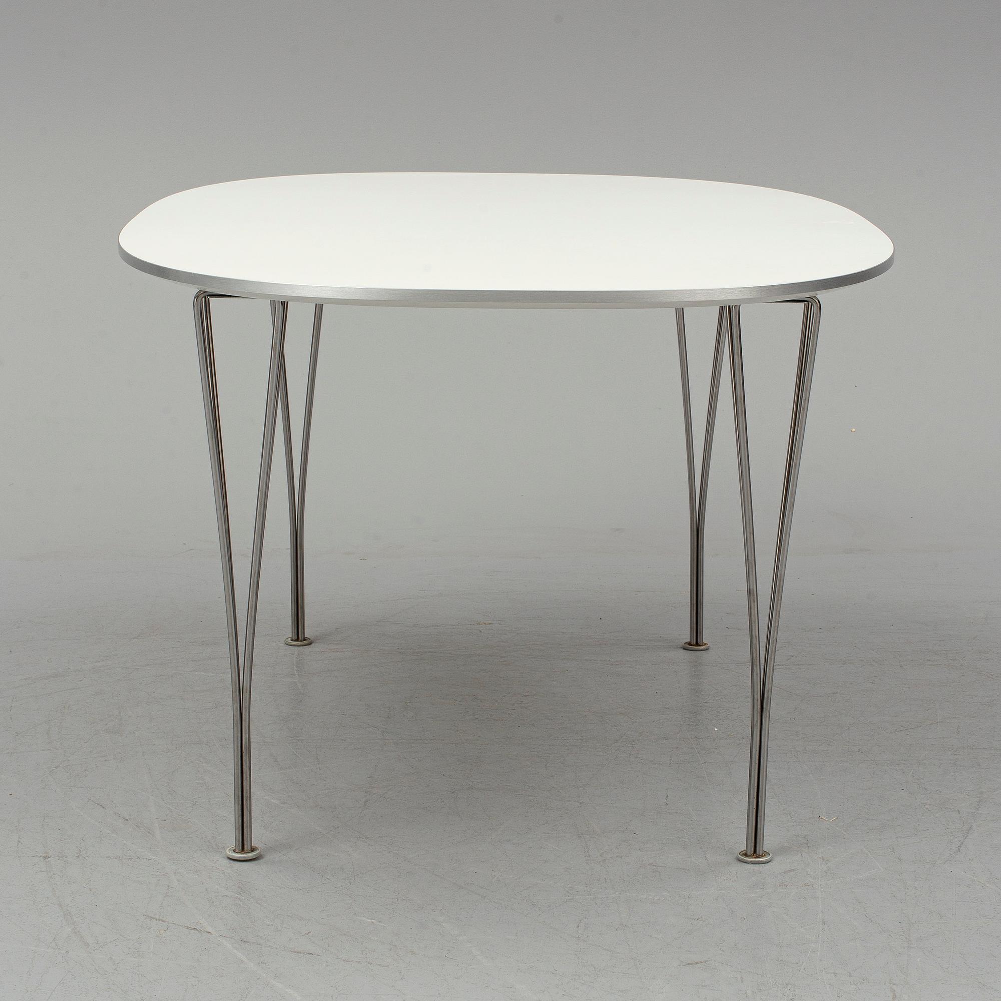 BRUNO MATHSSON & PIET HEIN, bord, "Superelips", Republic of Fritz Hansen, Denmark, MIAB Sverige, 2012.