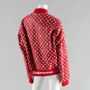 LOUIS VUITTON, "Supreme", jacket, size 52.