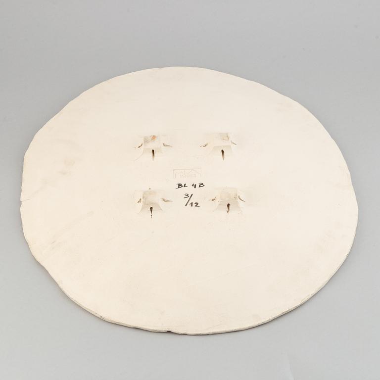 Bengt Lindström, a ceramic dish, signed and numbered BL 4B 3/12.