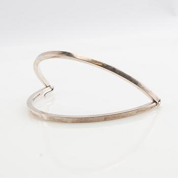 Hans Hansen, neck ring, sterling silver, Denmark.