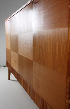 SKÄNKSKÅP, 1940-tal.