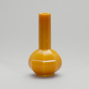 VAS, pekingglas, Kina, 1800-tal.