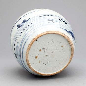KRUS, Porslin, Kina, 1800-tal.