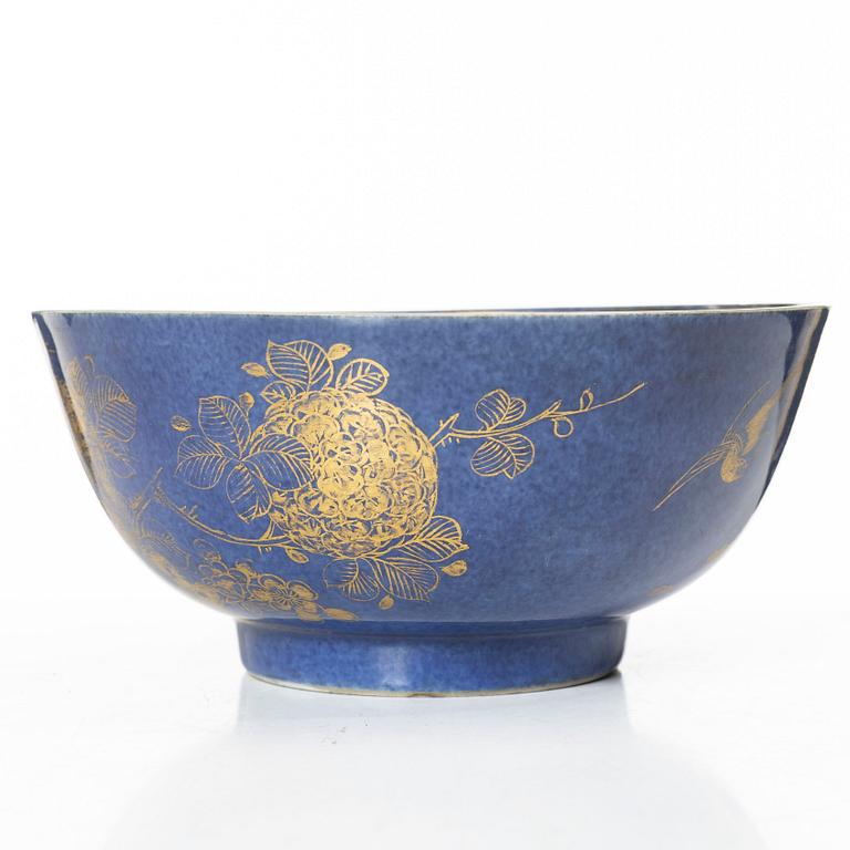 Skål, porslin. Qingdynastin, 1700-tal.