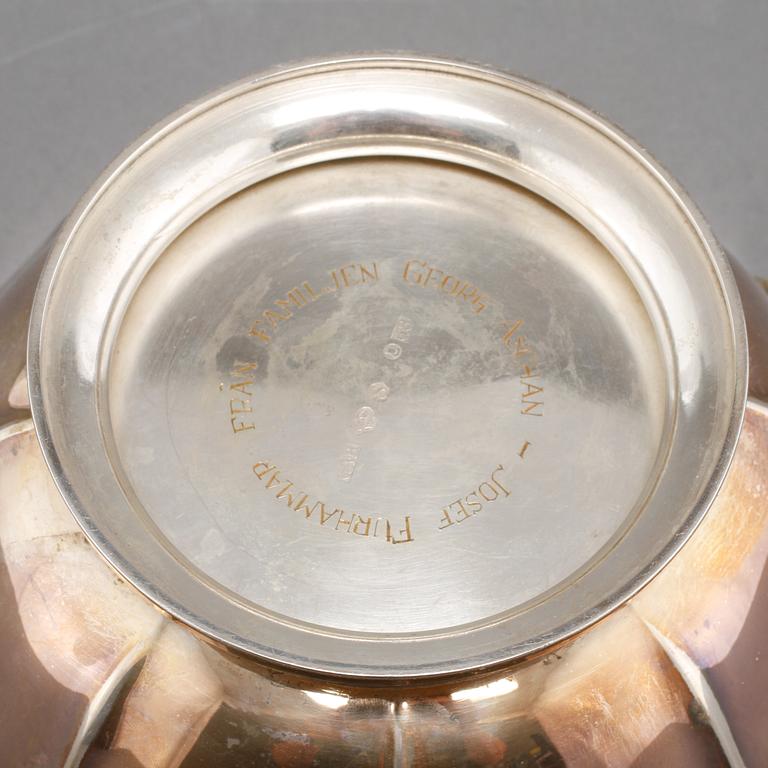 SKÅL, silver, GAB, Stockholm, 1933, vikt 426 g.